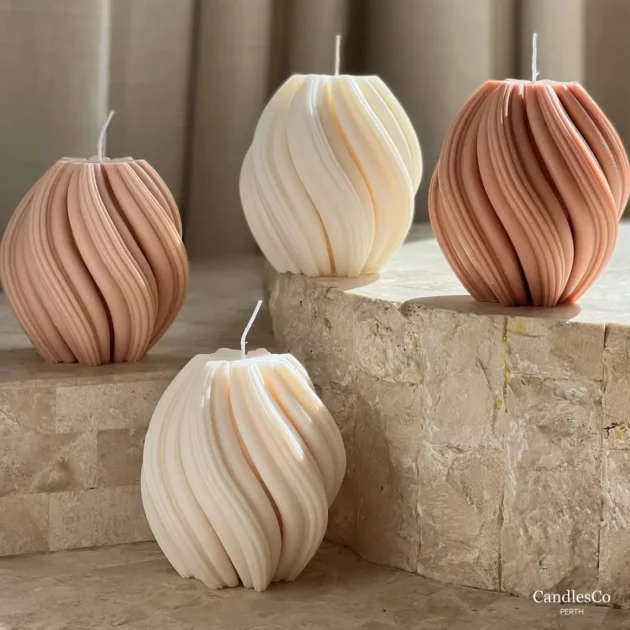 Twist Glow Scented Candle - Image 2
