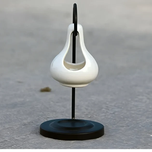 Essential oil burner