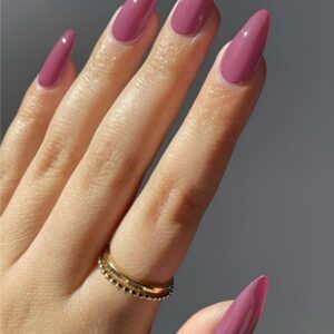 Glossy Mauve Elegance