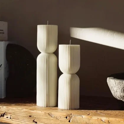 Noor Ribbed Pillar